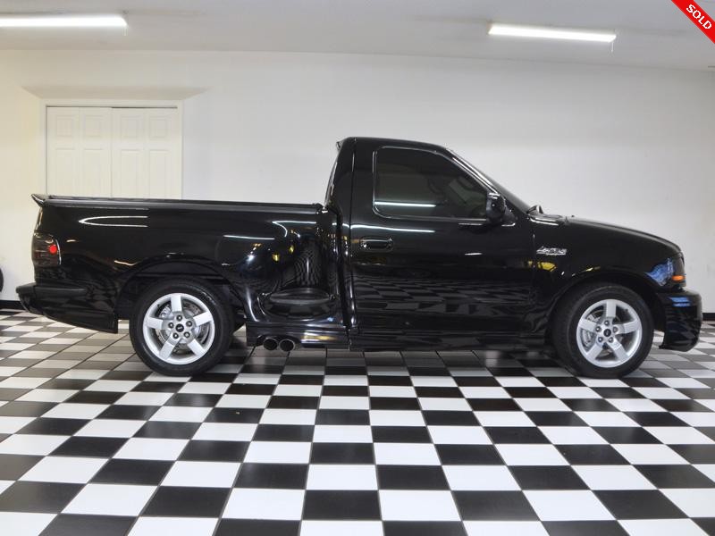 2001 FORD F-150 Lightning