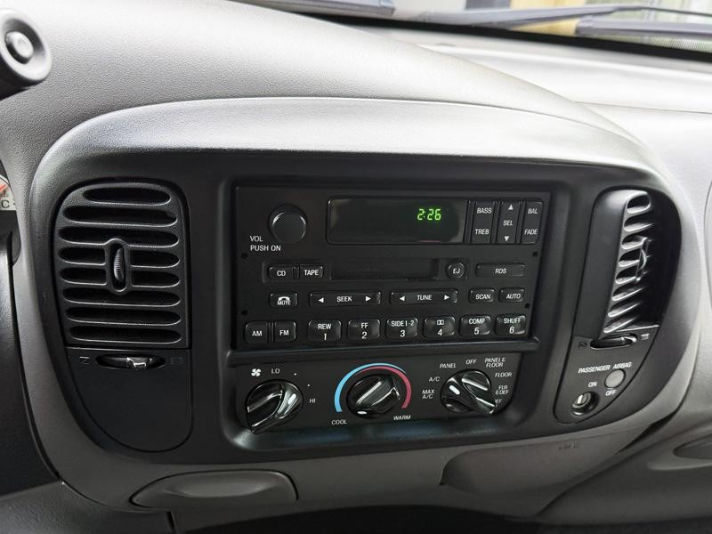 2001 FORD F-150 Lightning