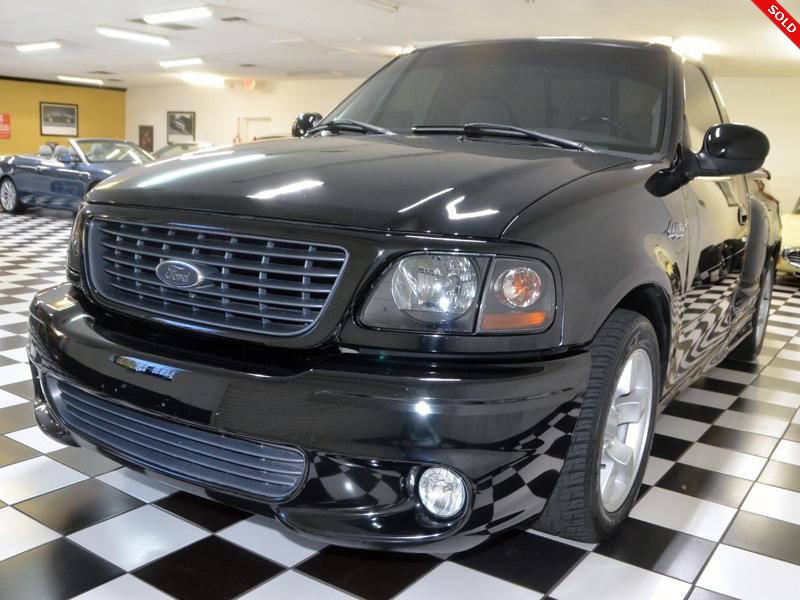 2001 FORD F-150 Lightning